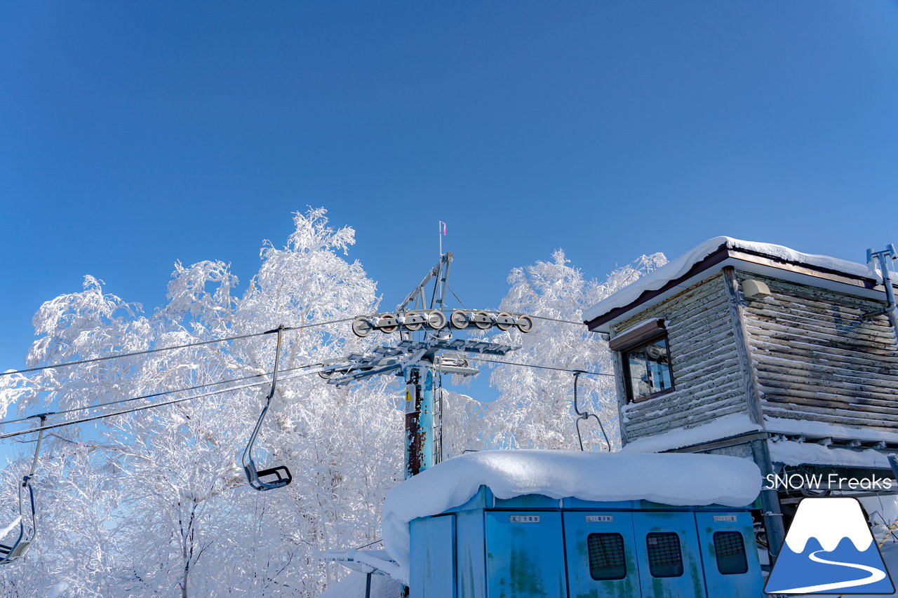 カムイスキーリンクス｜今シーズン屈指の晴天に恵まれて、絶好のスキー＆スノーボード日和到来！(*^^*)